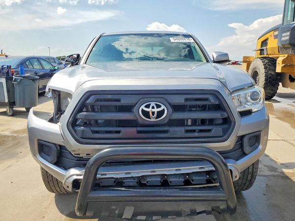 2017 TOYOTA TACOMA SR/SR5