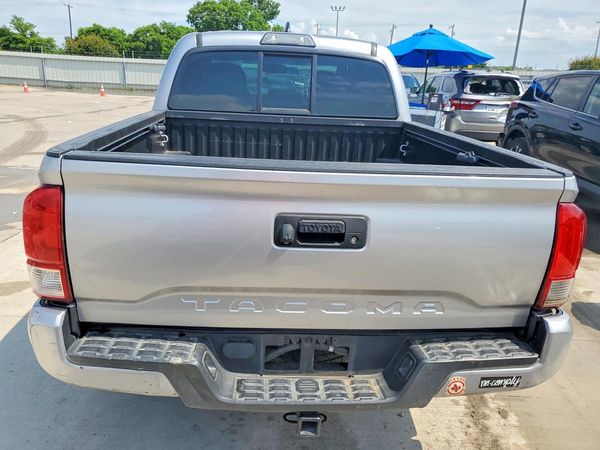2017 TOYOTA TACOMA SR/SR5