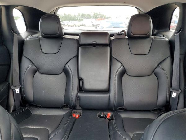 2022 JEEP CHEROKEE LATITUDE LUX 4X2
