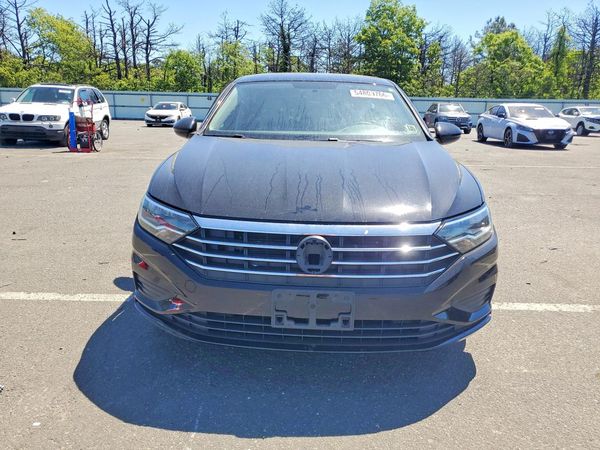 2021 VOLKSWAGEN JETTA S / SE / R-Line