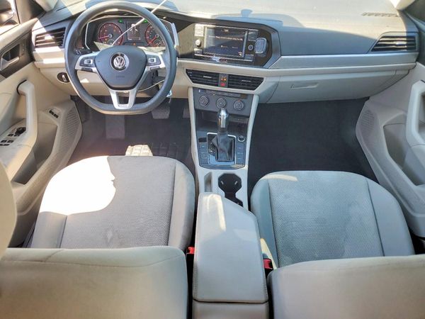 2021 VOLKSWAGEN JETTA S / SE / R-Line