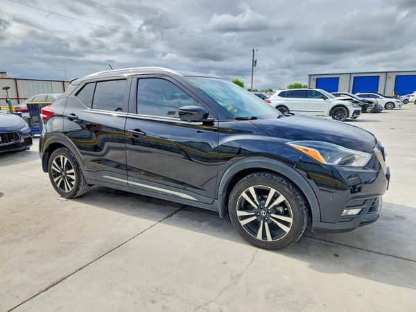 2020 NISSAN KICKS
