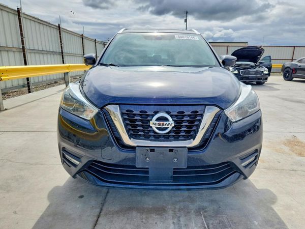2020 NISSAN KICKS