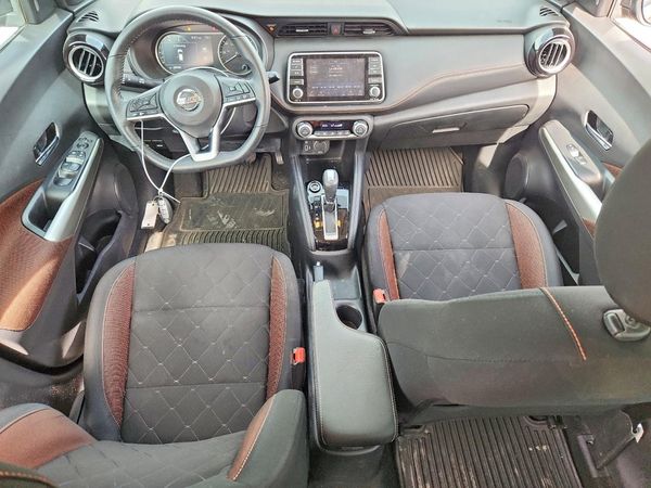 2020 NISSAN KICKS