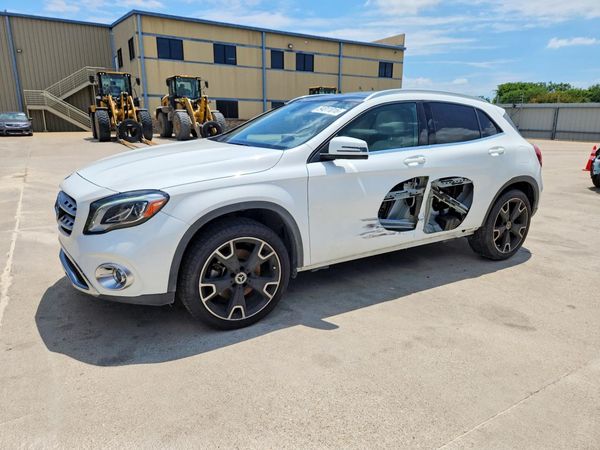 2019 MERCEDES-BENZ GLA GLA250-4M