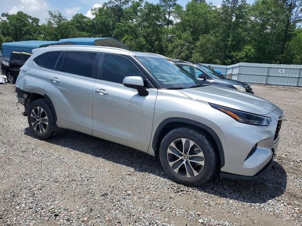 2023 TOYOTA HIGHLANDER
