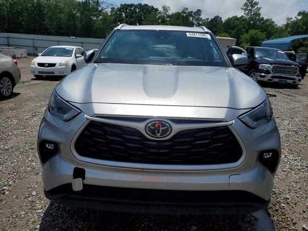 2023 TOYOTA HIGHLANDER