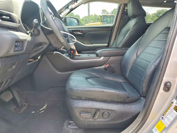 2023 TOYOTA HIGHLANDER