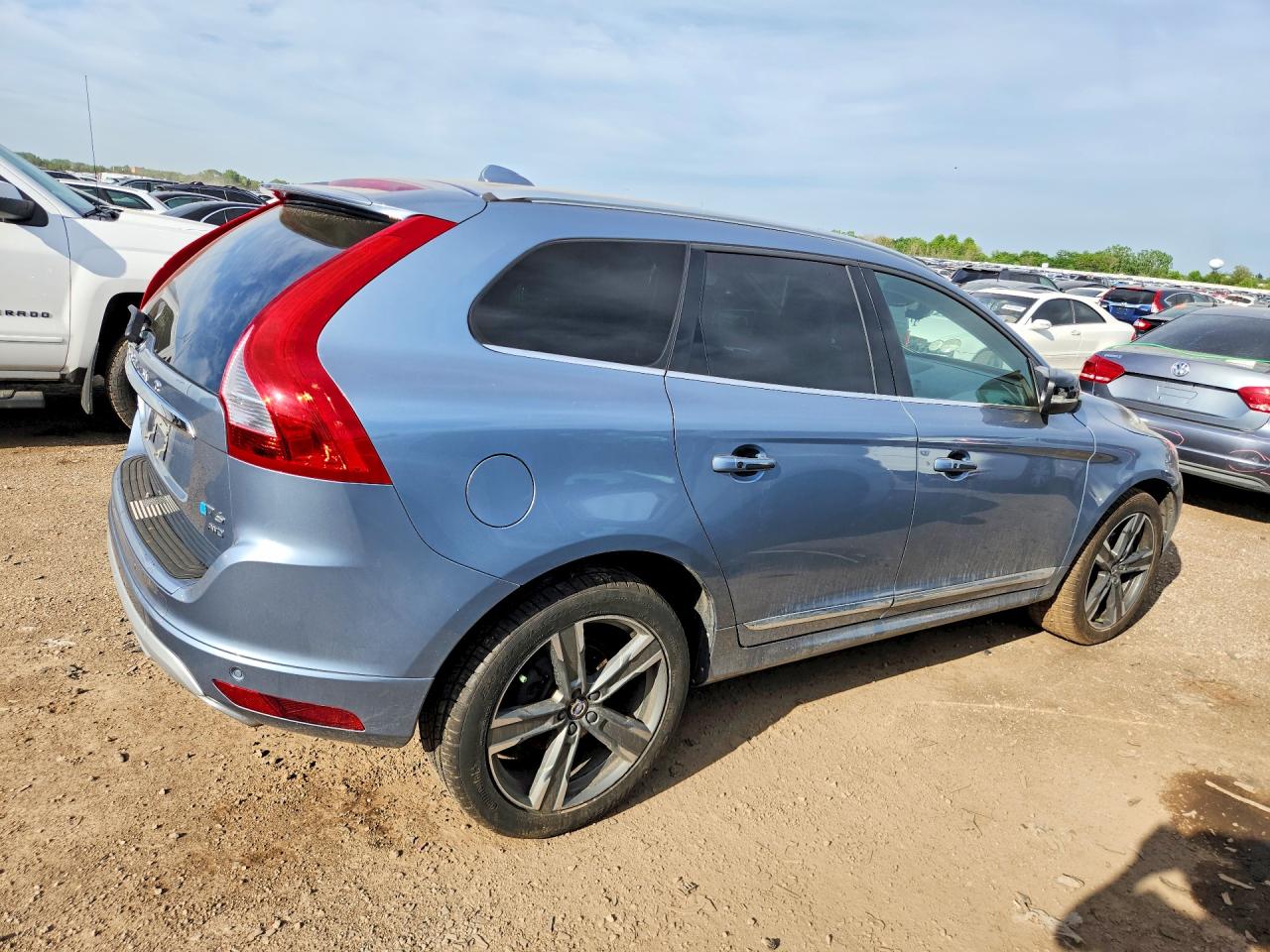 2017 VOLVO XC60 Dynamic