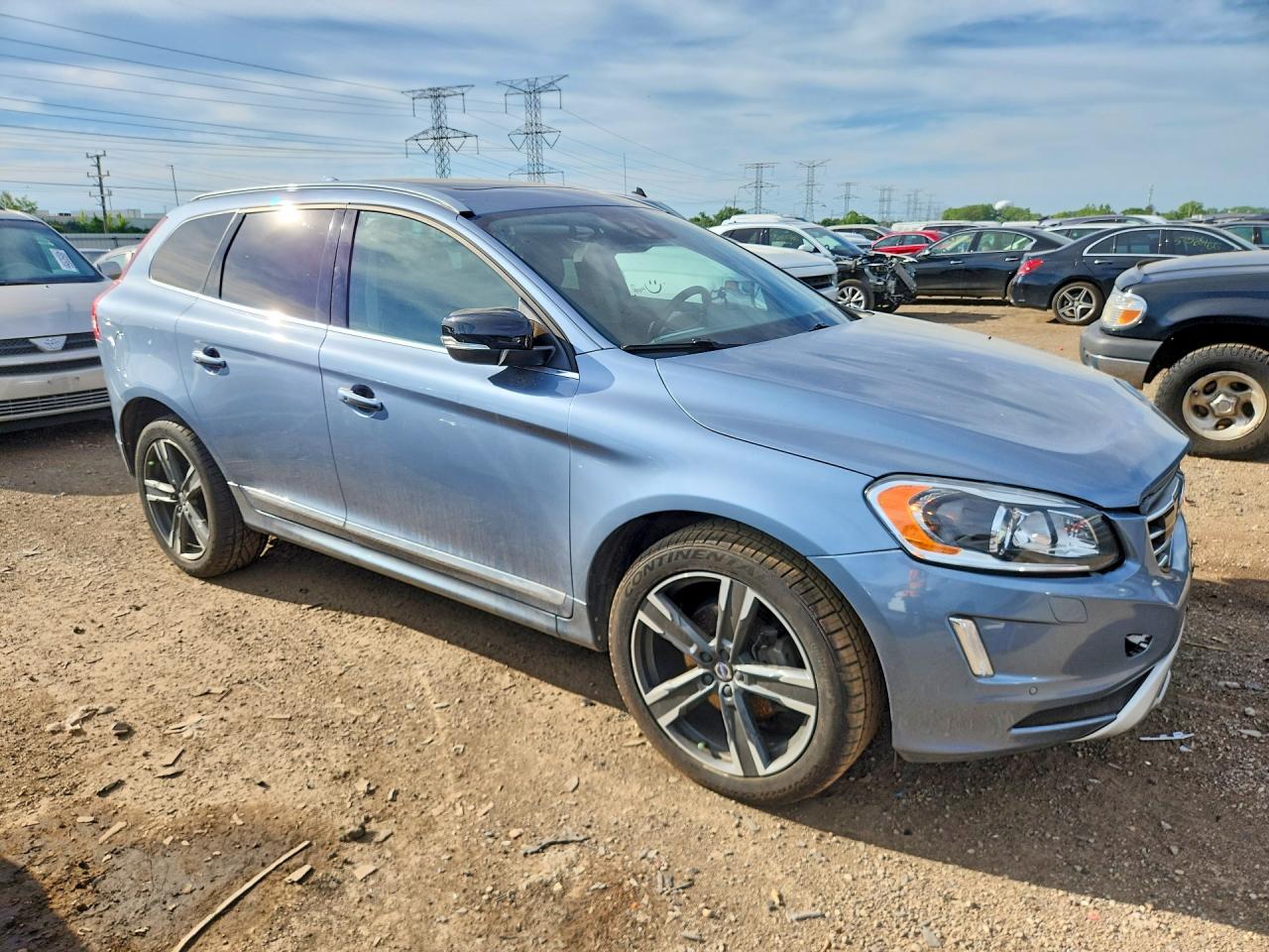 2017 VOLVO XC60 Dynamic