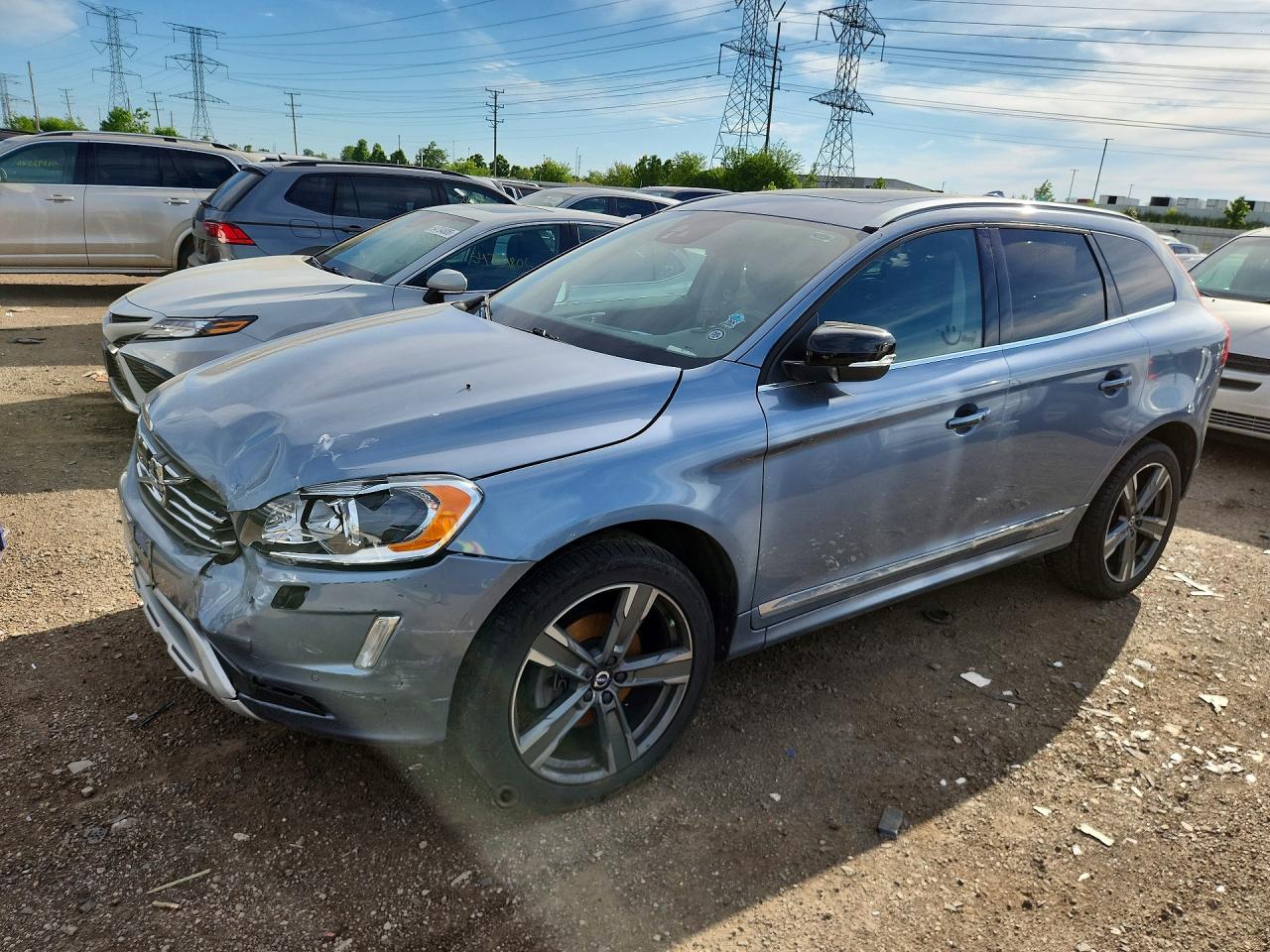 2017 VOLVO XC60 Dynamic
