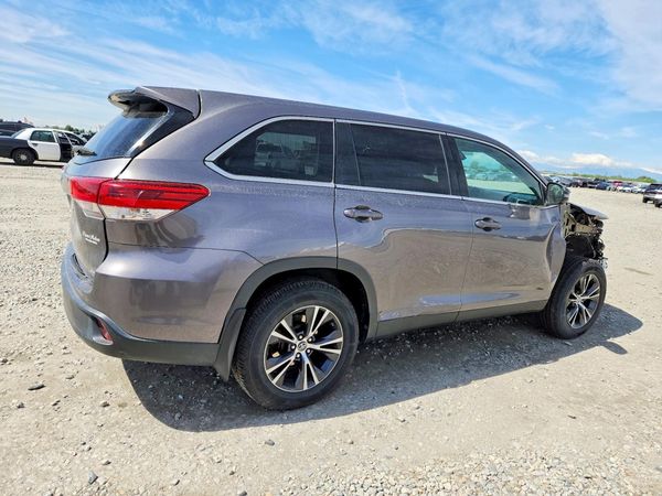 2019 TOYOTA HIGHLANDER LE/LE Plus