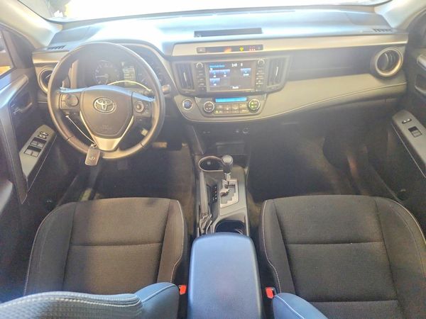 2017 TOYOTA RAV4