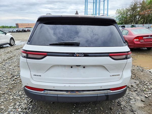 2023 JEEP GRAND CHEROKEE LAREDO 4X4