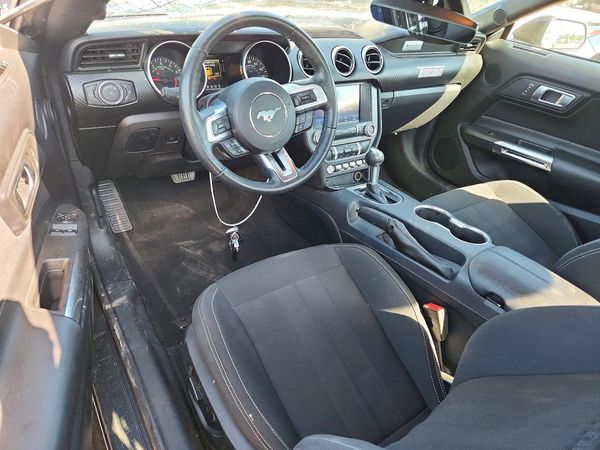 2022 FORD MUSTANG I4 Coupe