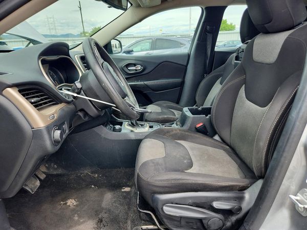 2016 JEEP CHEROKEE SPORT 4X4