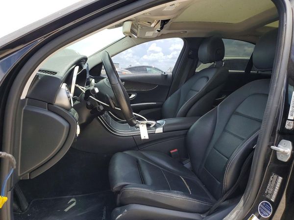 2016 MERCEDES-BENZ C C300