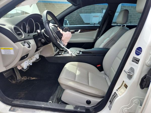 2013 MERCEDES-BENZ C-CLASS C300 — DENT