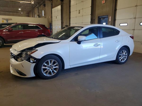 2015 MAZDA 3