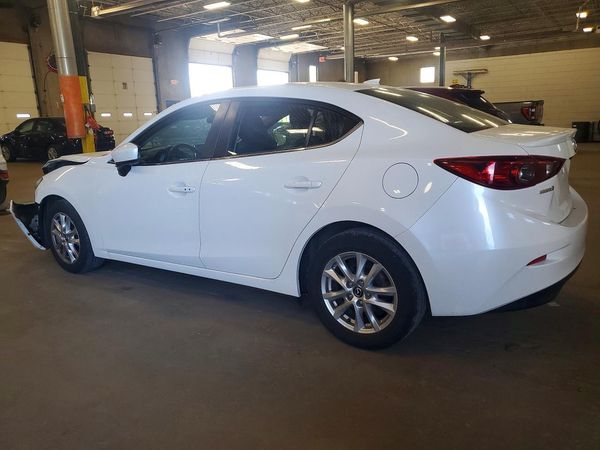 2015 MAZDA 3 Touring/GS
