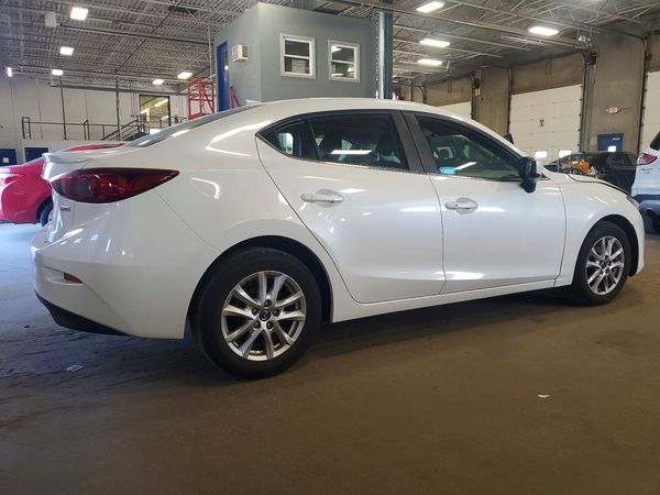 2015 MAZDA 3 Touring/GS