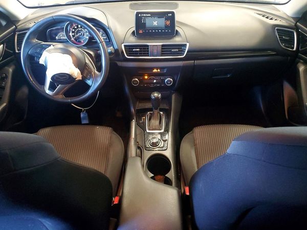 2015 MAZDA 3 Touring/GS