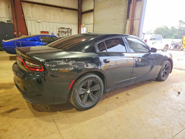 2015 DODGE CHARGER SE RWD
