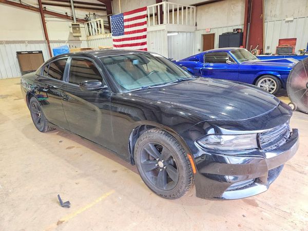 2015 DODGE CHARGER SE RWD