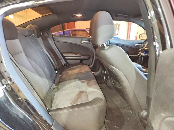2015 DODGE CHARGER SE RWD