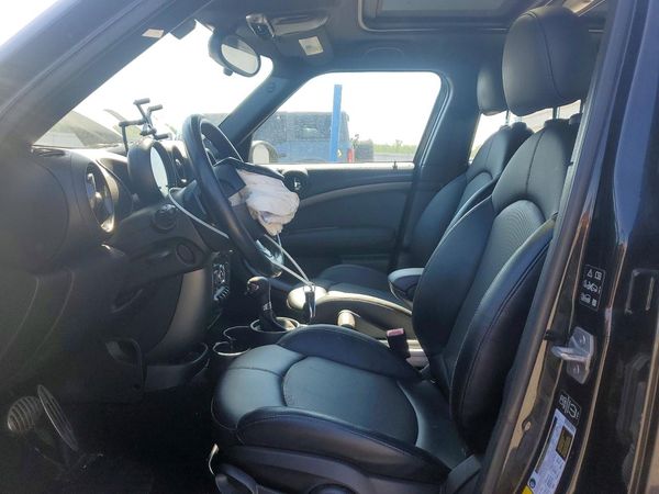 2015 MINI COOPER