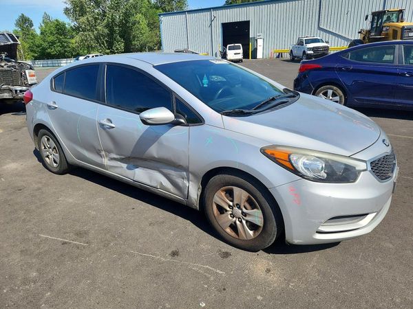 2015 KIA FORTE GL(Middle-low grade)