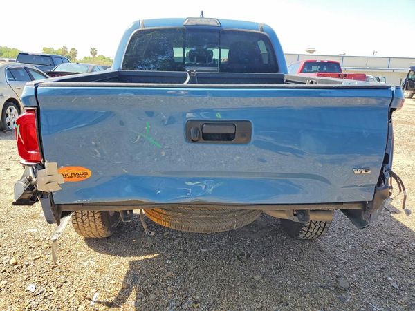 2019 TOYOTA TACOMA