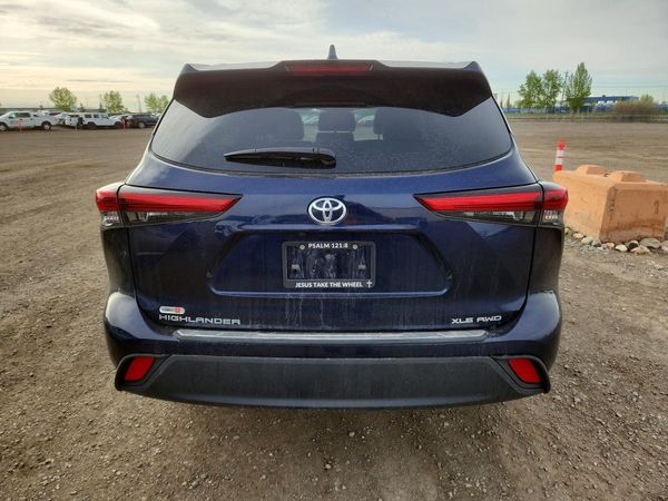 2021 TOYOTA HIGHLANDER