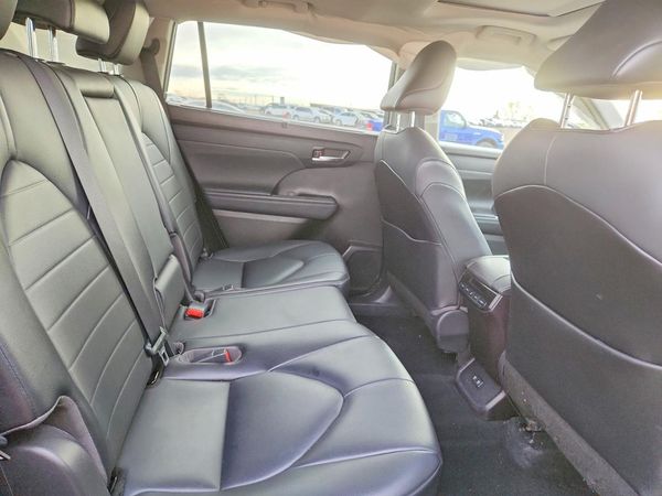2021 TOYOTA HIGHLANDER