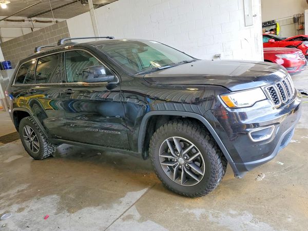 2018 JEEP GRAND CHEROKEE Laredo