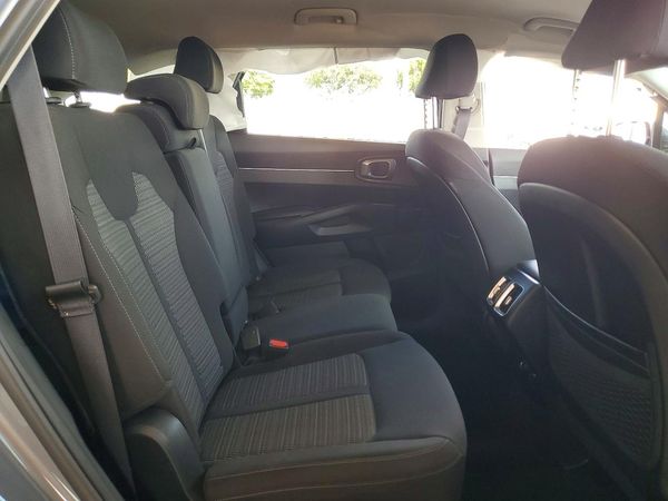 2023 KIA SORENTO LX