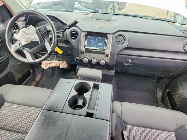 2020 TOYOTA TUNDRA