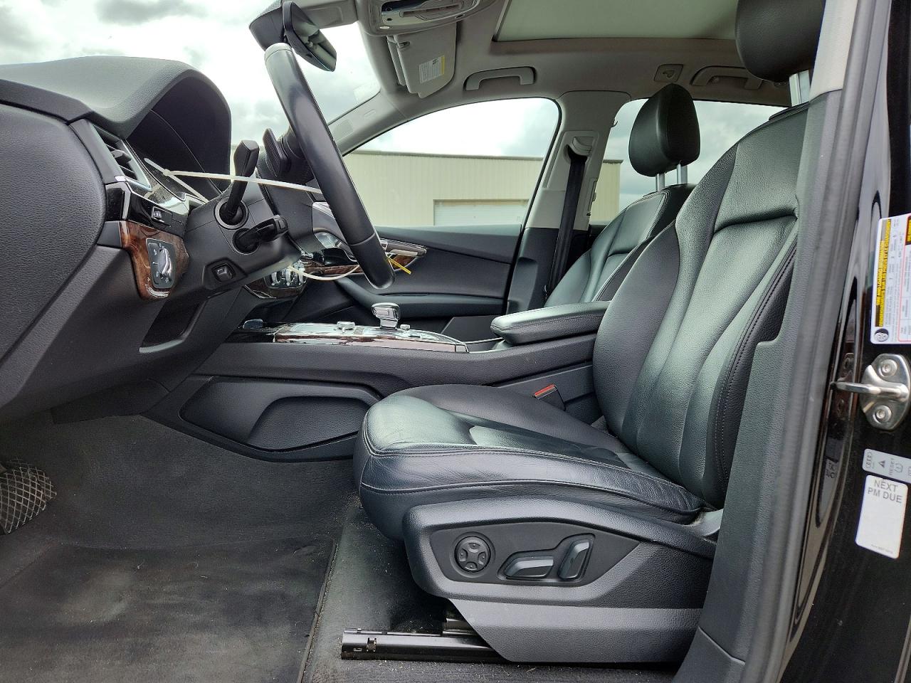 2018 AUDI Q7 quattro Premium Plus