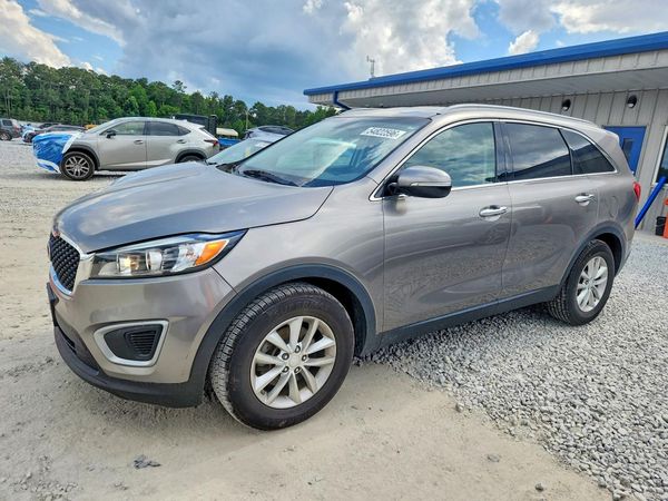 2016 KIA SORENTO L / LX