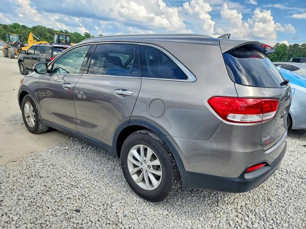 2016 KIA SORENTO L / LX