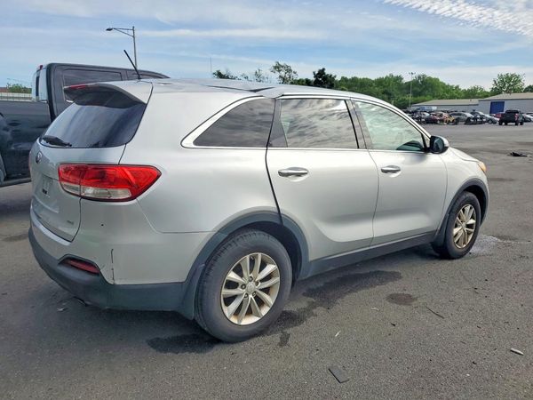 2017 KIA SORENTO L, LX