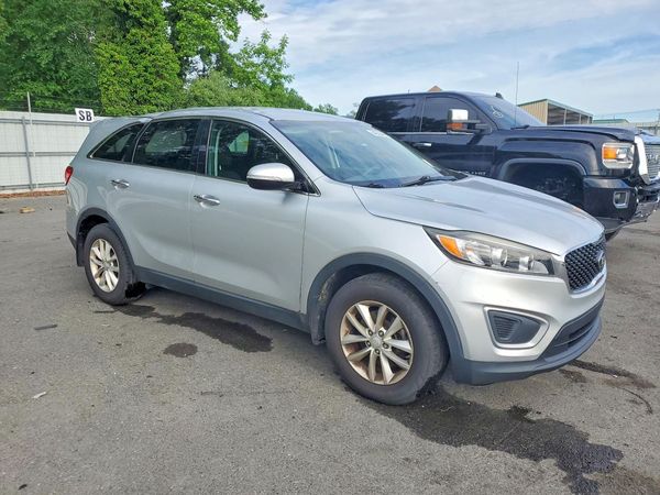 2017 KIA SORENTO L, LX