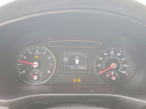 2017 KIA SORENTO L, LX