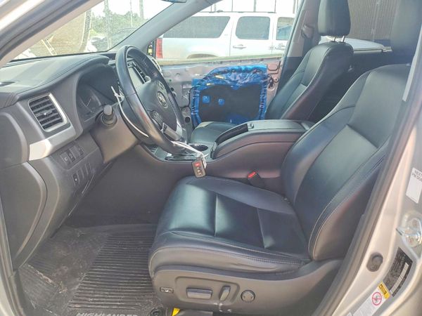 2019 TOYOTA HIGHLANDER SE/XLE