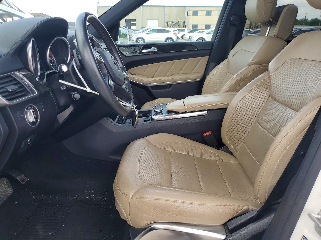 2016 MERCEDES-BENZ GL GL550-4M