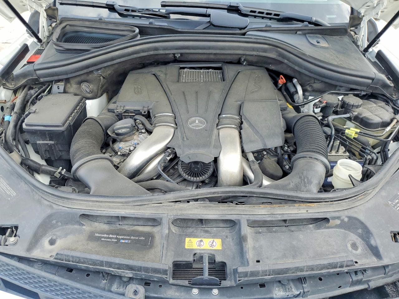 2016 MERCEDES-BENZ GL GL550-4M