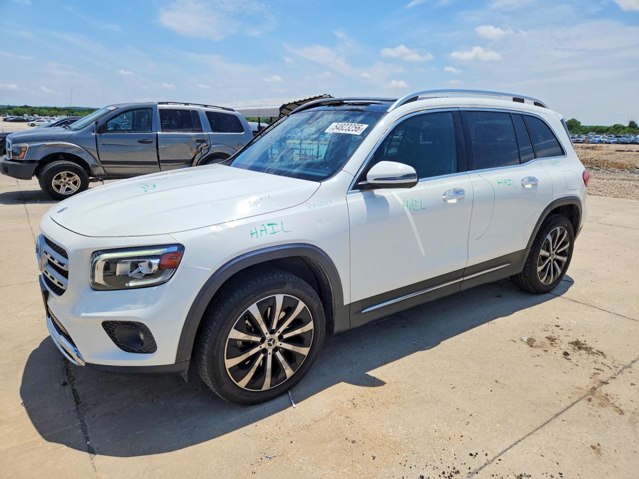 2021 MERCEDES-BENZ GLB GLB250