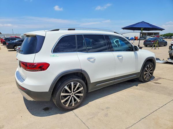 2021 MERCEDES-BENZ GLB GLB250