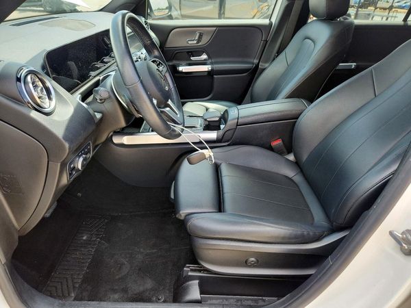 2021 MERCEDES-BENZ GLB GLB250