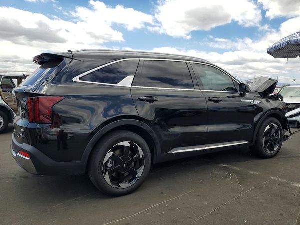 2025 KIA SORENTO
